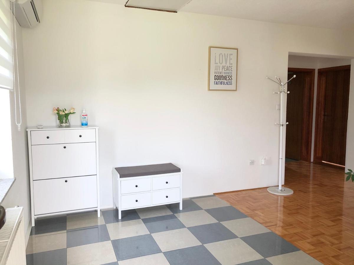 Apartment Golden Fields Smoljanac Dış mekan fotoğraf