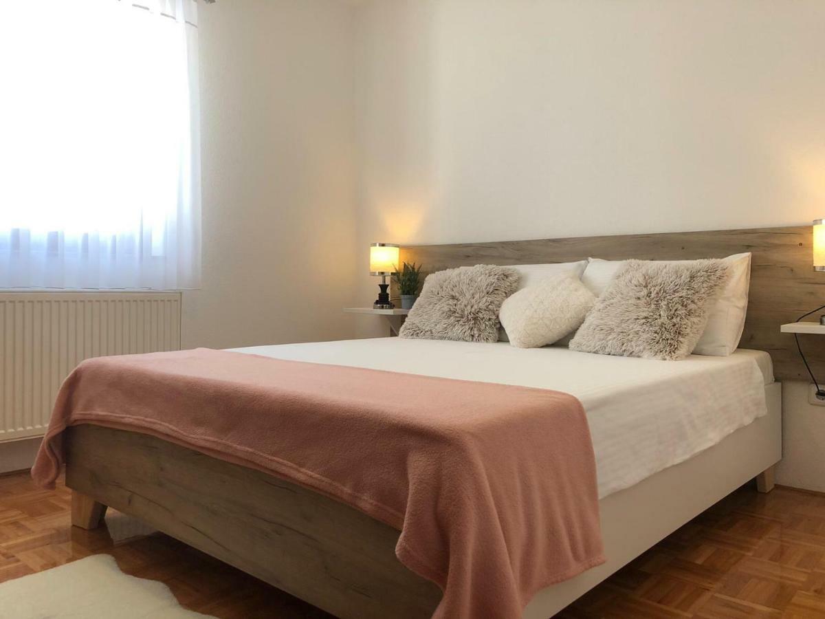 Apartment Golden Fields Smoljanac Dış mekan fotoğraf