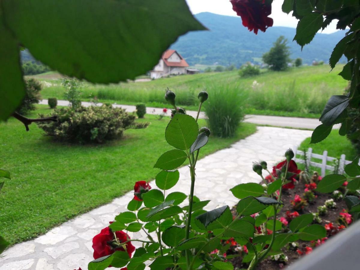 Apartment Golden Fields Smoljanac Dış mekan fotoğraf