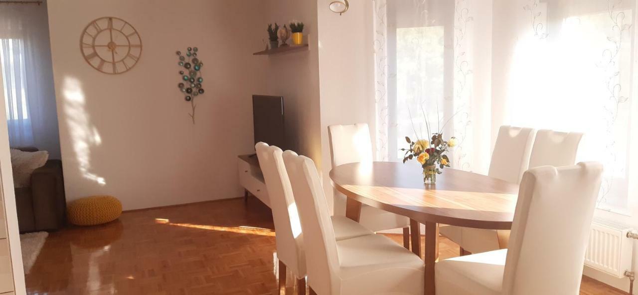Apartment Golden Fields Smoljanac Dış mekan fotoğraf